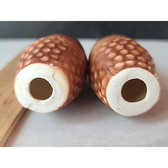 Vintage Acorn Salt And Pepper Shakers - Picture 9 of 10